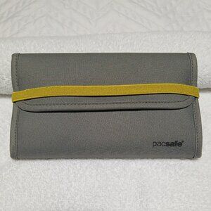 pacsafe RFID Wallet in Light Gray/Yellow -- EUC